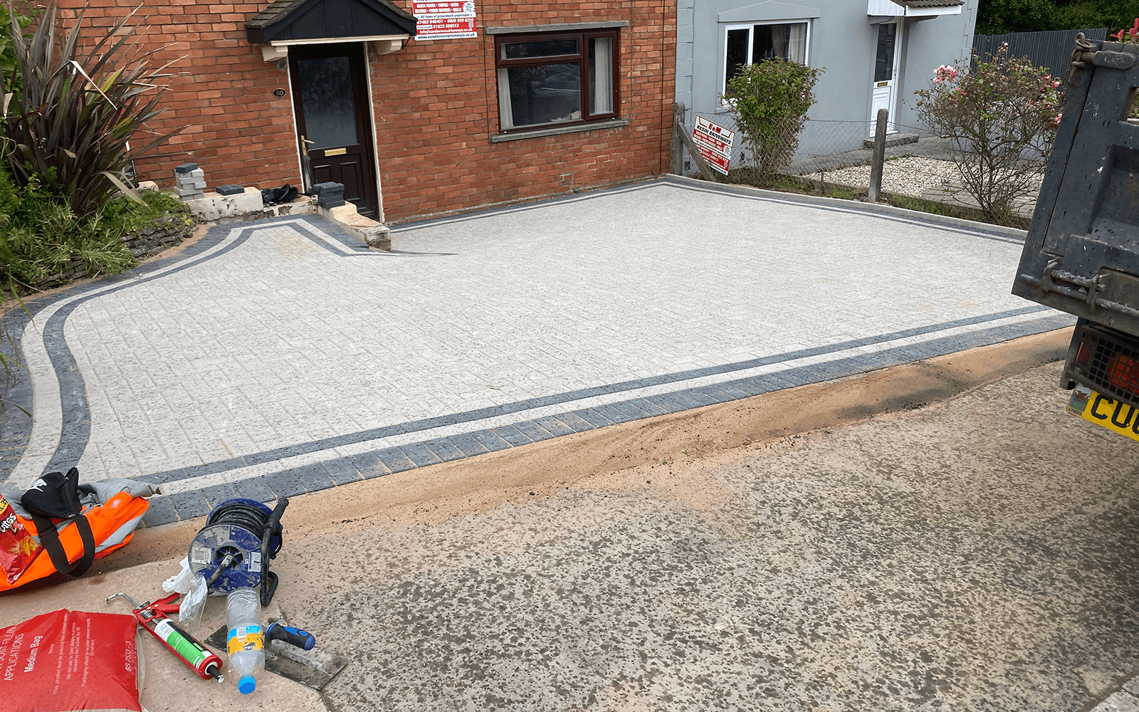E&M Driveways Work